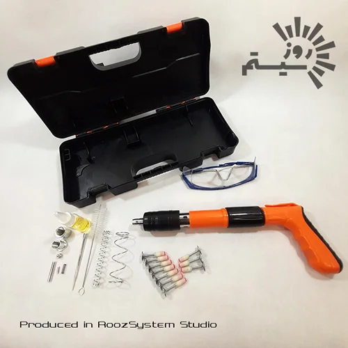 میخکوب چاشنی خور